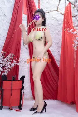 ! HÀ MY , EM GÁI 2K NGỰC KHỦNG MÔNG TO