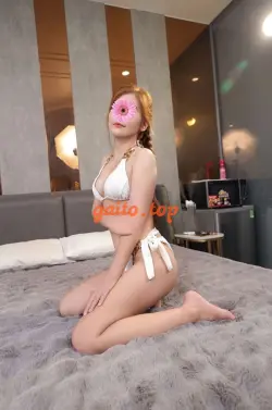 KHÁNH VÂN - Sexy dâm thần - chiều khách tê tái