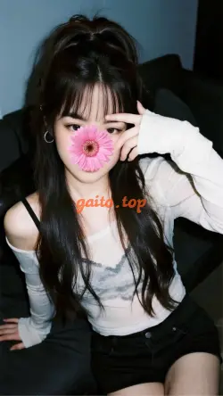 Vy Anh 2K2 - Gái Teen Xinh Xắn, Body Chuẩn, Chịch Hợp Tiền